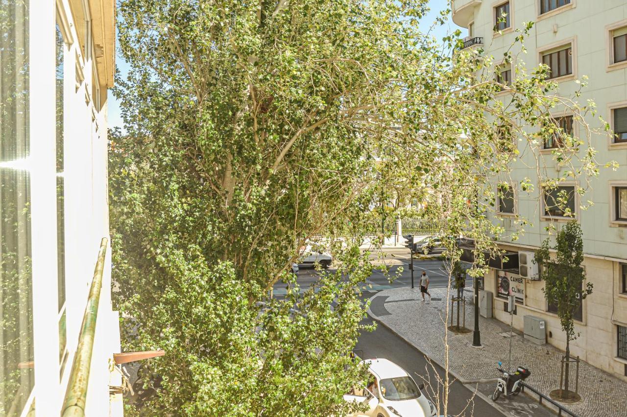 Guesthouse Marques De Pombal - 8 Bedroom Apartment Lisboa Eksteriør billede