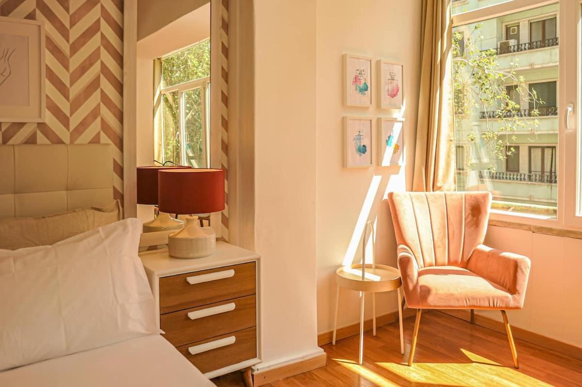 Guesthouse Marques De Pombal - 8 Bedroom Apartment Lisboa Eksteriør billede